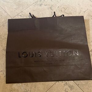 Authentic Louis Vuitton Boutique Bag